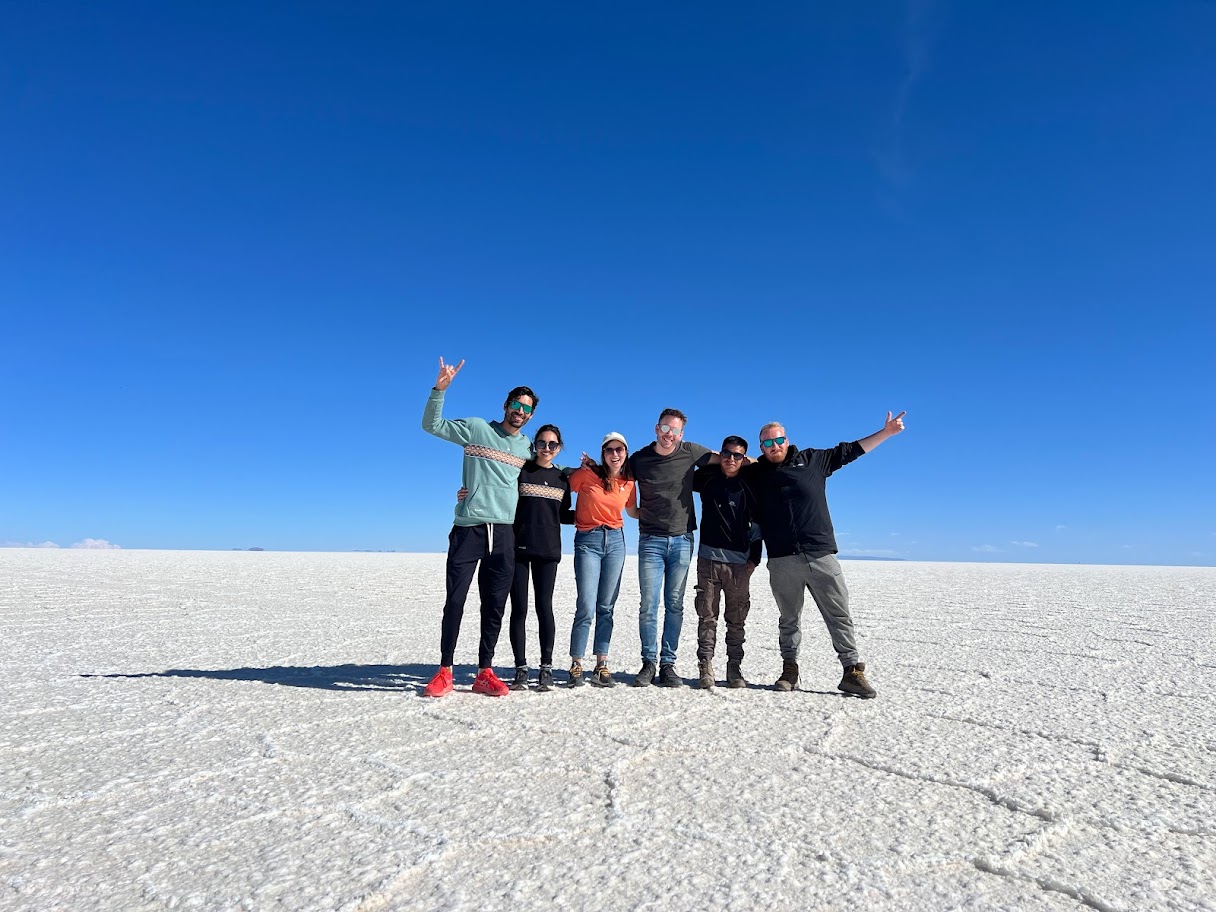 Friends in Bolivia, Salt Flats www.travelvivir.com