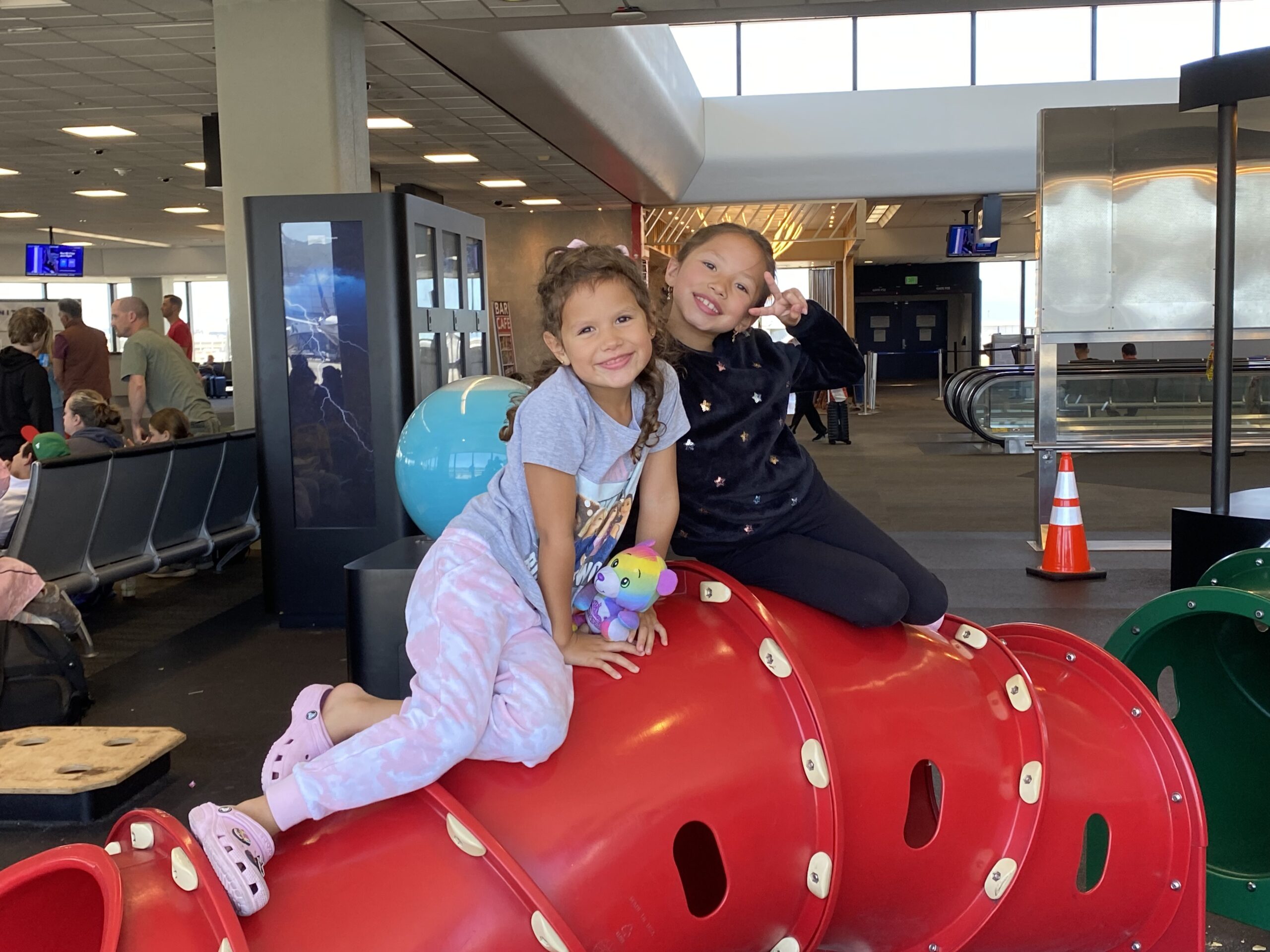 Traveling with Kids on Travel Vivir